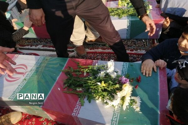 تشییع پیکر مقدس دو شهید دفاع مقدس در شهرک شهید نامجو پاکدشت