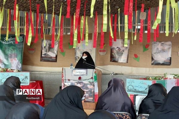 تشییع پیکر شهیدان گمنام در اداره آموزش و پرورش منطقه ۱۳