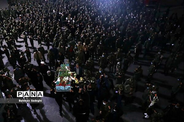 تشییع پیکر سه شهید گمنام در دانشگاه افسری امام علی(ع)