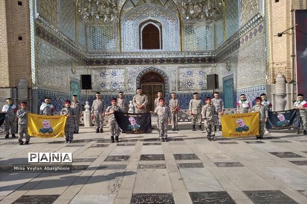 رویداد هنری با برگزاری نمایشگاه عکس و پوستر حاج قاسم سلیمانی در پیشوا