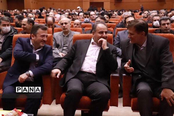 همایش «بصیرت و مقاومت» به‌مناسبت سالگرد حماسه ۹دی و سومین سالگرد شهادت سردار شهید سلیمانی