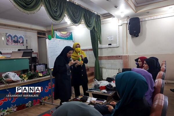 کارگاه آموزشی درس ریاضی آموزگاران ابتدایی فشافویه