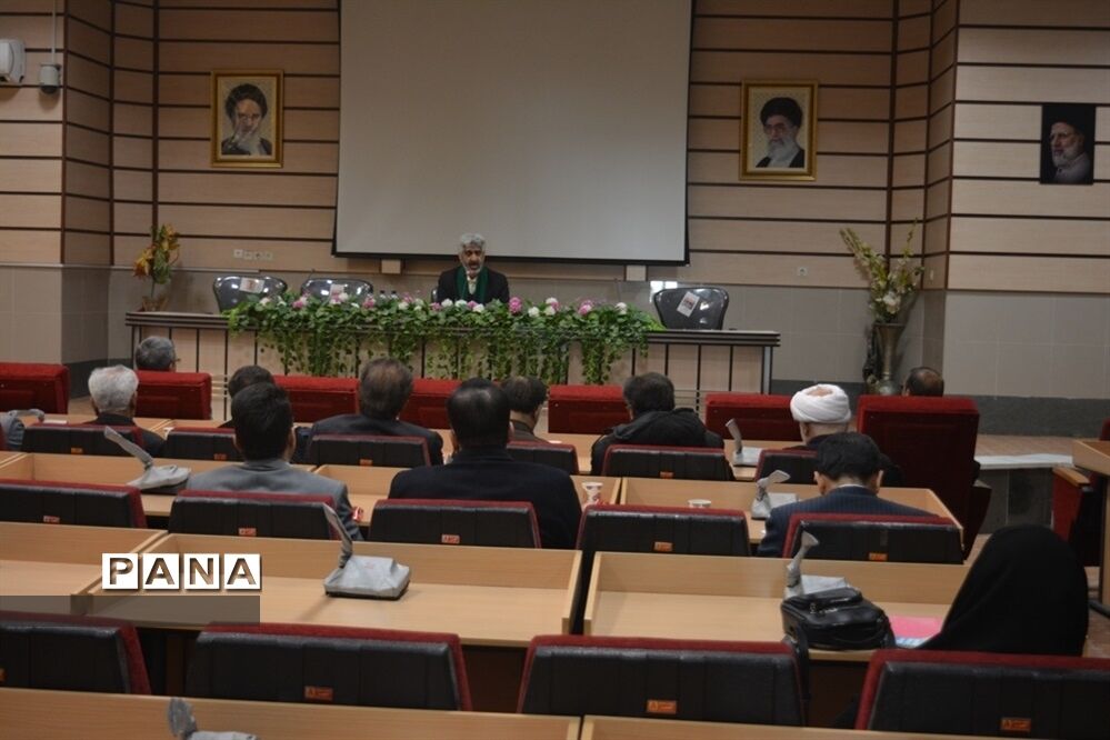 برگزاری جلسه بصیرتی کانون بسیج فرهنگیان ناحیه یک مشهد