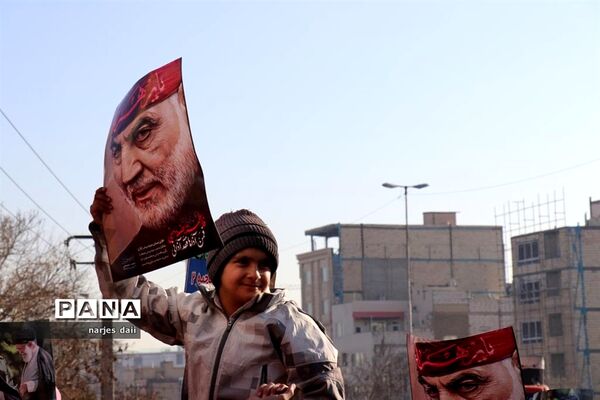 تشییع پیکر شهید گمنام ومراسم خاکسپاری در اردوگاه ثامن الحجج (ع)مشهد