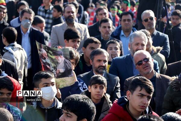 تشییع پیکر شهید گمنام ومراسم خاکسپاری در اردوگاه ثامن الحجج (ع)مشهد