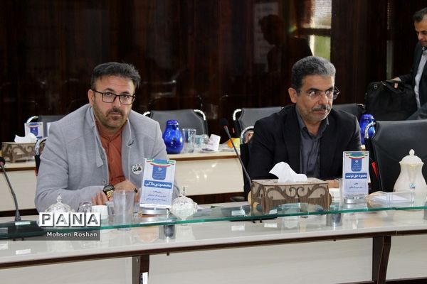 جلسه شورای اطلاع‌رسانی استان بوشهر