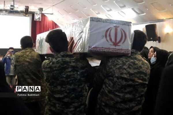 تشییع پیکر دو شهید گمنام در ناحیه یک شهرری