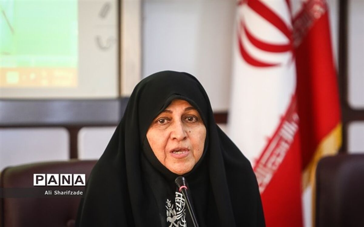 انقلاب اسلامی نگاه تحولی به زن در دنیا ایجاد کرد