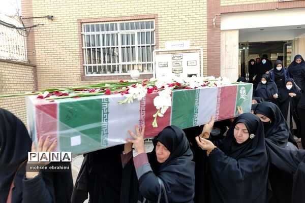 تشییع پیکر شهدای گمنام در اداره آموزش و پرورش شهرستان شهریار