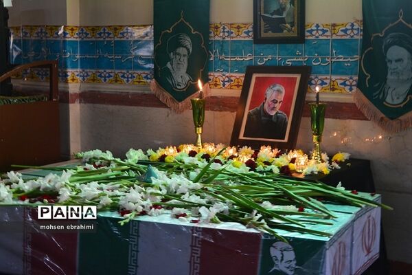 تشییع پیکر شهدای گمنام در اداره آموزش و پرورش شهرستان شهریار