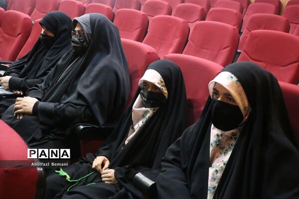 همایش استانی بزرگداشت سردار سلیمانی در آموزش و پرورش قم