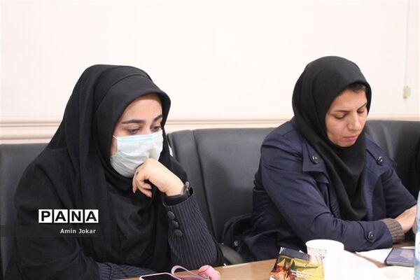 مراسم تکریم و معارفه مدیر کتابخانه دانش‌آموز در شیراز