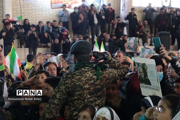 تجدید میثاق دانش‌آموزان آباده با سردار دل‌ها