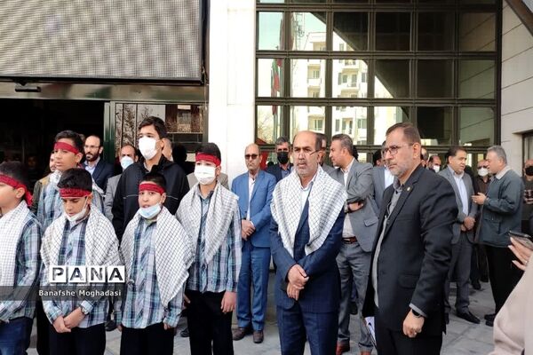 تجدید پیمان فرزندان حاج قاسم با شهدا در شیراز