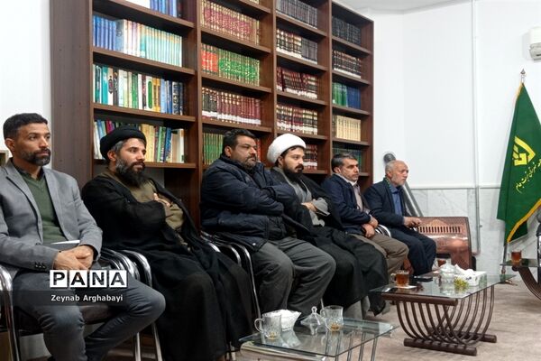 جلسه هماهنگی برنامه‌های هفته مقام زن و روز مادر در تربت جام