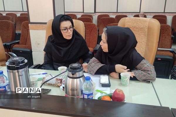 نشست خبری مدیر آموزش و پرورش شهرستان شهریار با اصحاب رسانه