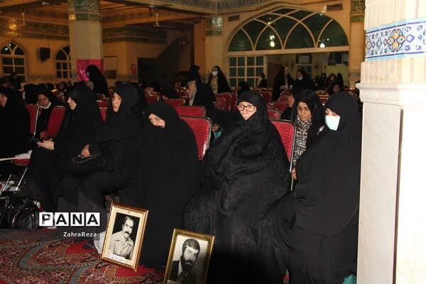 مراسم وداع با 2 شهید‌ گمنام در ورامین