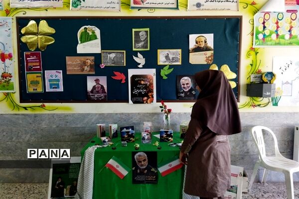 برگزاری آیین سوگواری سومین سالگرد شهادت حاج قاسم سلیمانی در مدارس شهرستان کاشمر