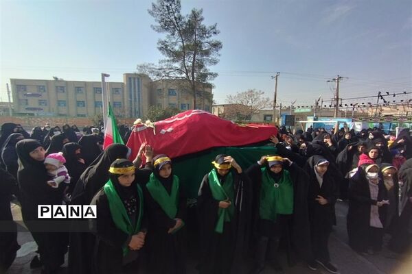 تشییع شهید گمنام در سومین سالگرد شهید حاج قاسم سلیمانی