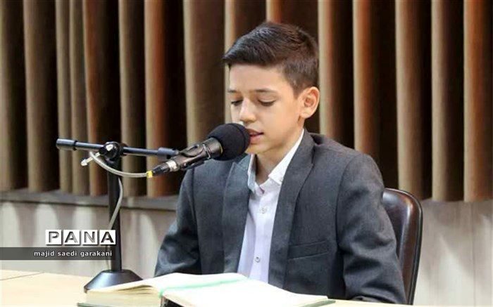 خداوند به‌دنبال‌کنندگان مسیر قرآن کمک می‌کند