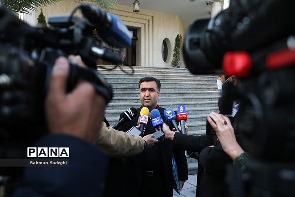 حاشیه جلسه هیات دولت -۱۴  دی