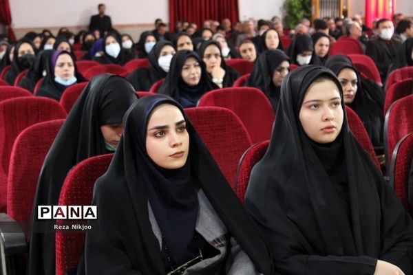 نشست فصلی مدیران مدارس ناحیه یک بهارستان