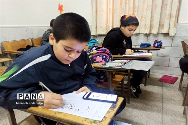 برگزاری مسابقه نقاشی «جان فدا» ویژه دانش‌آموزان دبستانی ناحیه ۳ شیراز 3 شیراز