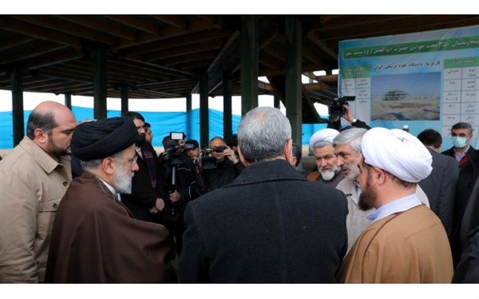 بازدید آیت‌الله رئیسی از پلی‌‌کلینیک در حال ساخت پروژه بیمارستانی حضرت ابوالفضل (ع) نسیم‌شهر
