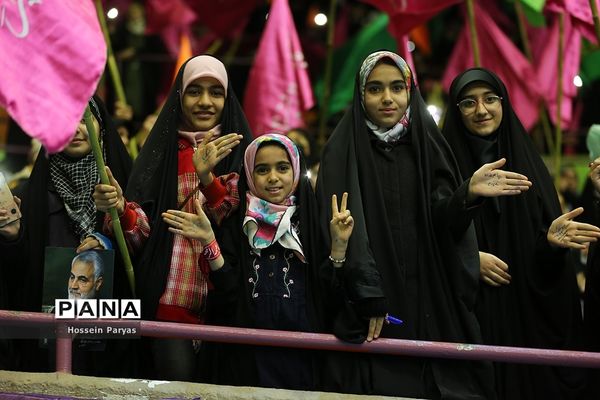 اجتماع بزرگ دختران حاج قاسم