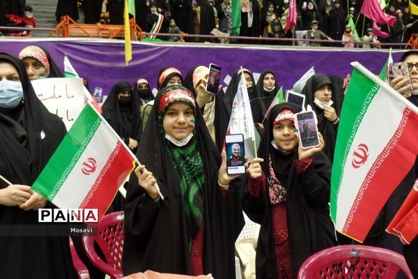 اجتماع دوازده هزار نفری «دختران حاج قاسم»