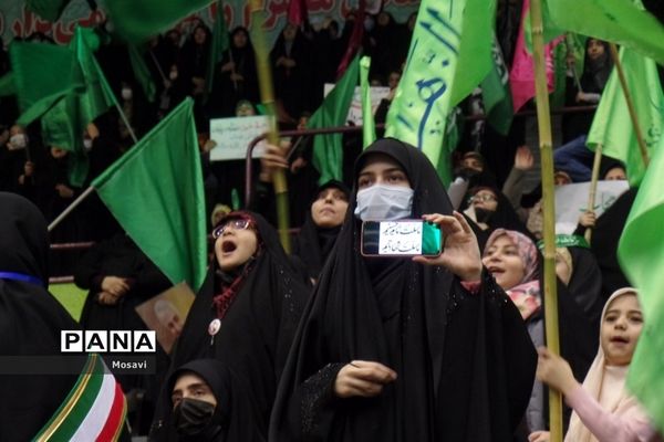 اجتماع دوازده هزار نفری «دختران حاج قاسم»