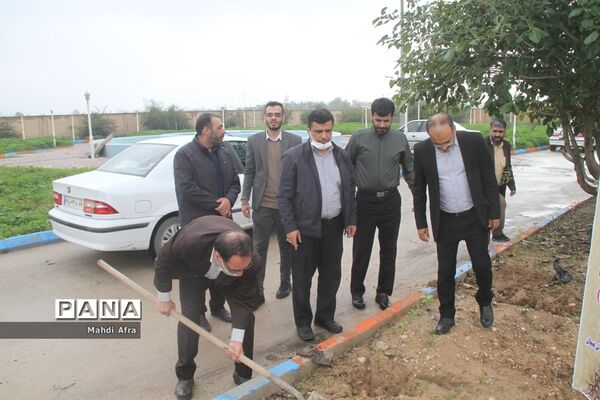 تقدیر از گزینشگران و کاشت نهال به مناسبت سالروز تشکیل نهاد گزینش در شهرستان بهبهان