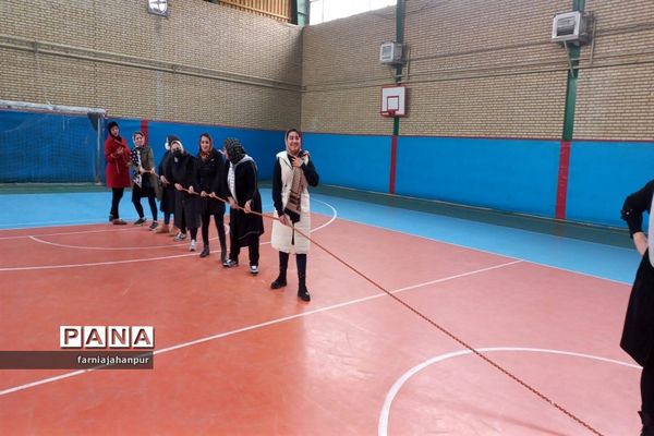 حضور دانش‌آموزان دبستان دخترانه وحدت منطقه کهریزک درطرح شهید خرازی