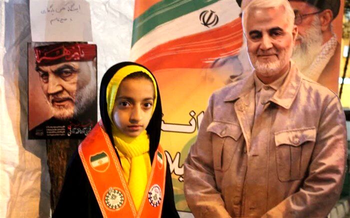 برپایی ایستگاه صلواتی توسط سازمان دانش‌آموزی استان سمنان‌/ فیلم