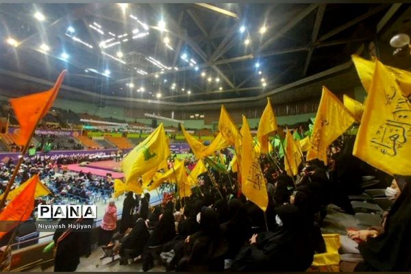 اجتماع بزرگ دختران حاج قاسم در ورزشگاه آزادی