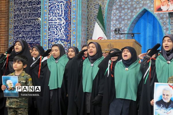 برگزاری نخستین عهدواره دانش‌آموزی شهید حاج قاسم سلیمانی در نماز جمعه شهرستان پردیس