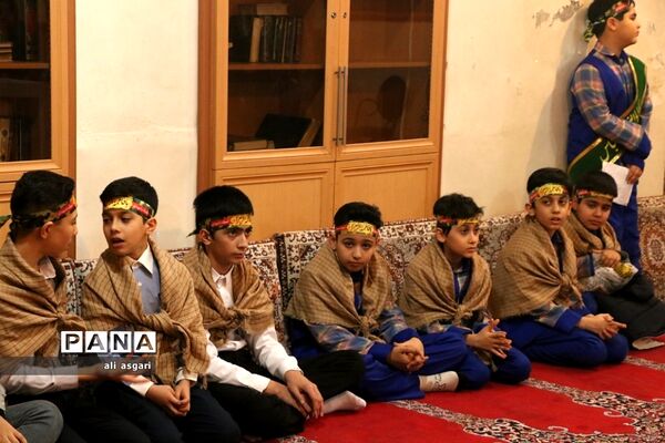 وداع خاطره‌انگیزدانش‌آموزان شهریار با شهدای گمنام