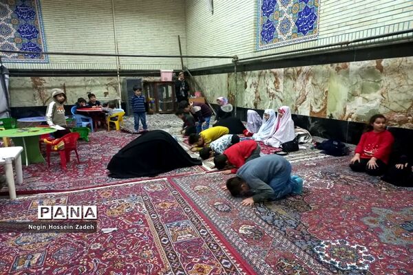 مراسم نماز جمعه شهرستان اسلامشهر در سالروز وفات حضرت ام‌البنین(س)