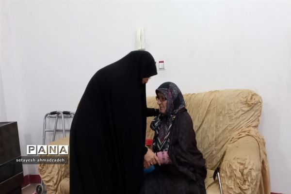 تکریم از مادران  شهدا در گلوگاه