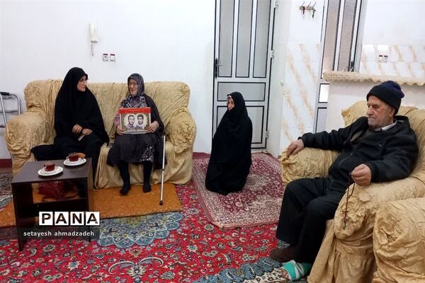 تکریم از مادران  شهدا در گلوگاه