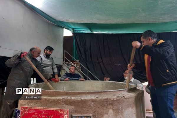 مراسم سمنوپزان درعزاداری حضرت ام البنین منطقه ۱۳ تهران