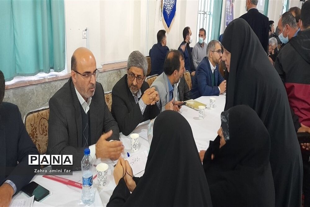 میز ارتباط مردمی در شهرستان نور