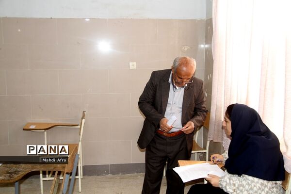 بازدید از حوزه‌های محل برگزاری امتحانات نهایی دی ماه در شهرستان بهبهان