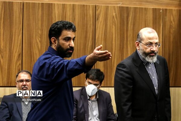مراسم ختم پدر رئیس دانشگاه تهران
