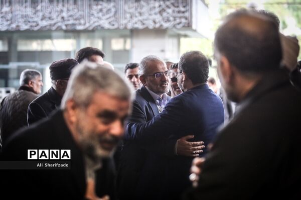 مراسم ختم پدر رئیس دانشگاه تهران