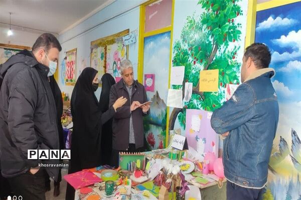 نمایشگاه طرح بوم و مواد دور ریختنی دوست داشتنی در قادرآباد