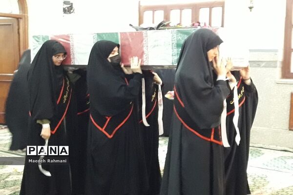 برگزاری همایش دختران سلیمانی با حضور خانواده شهدا مدیریت آموزش و پرورش ناحیه دو شهرری