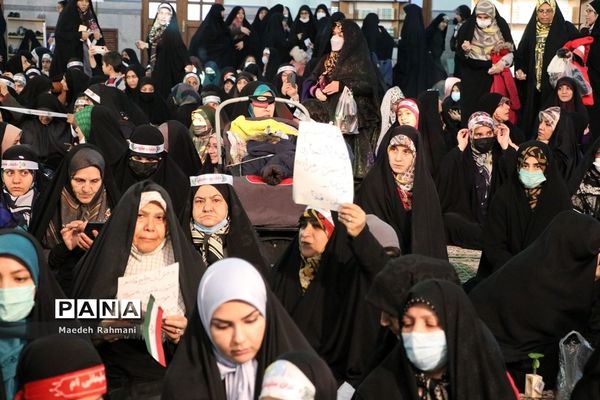 برگزاری همایش دختران سلیمانی با حضور خانواده شهدا مدیریت آموزش و پرورش ناحیه دو شهرری