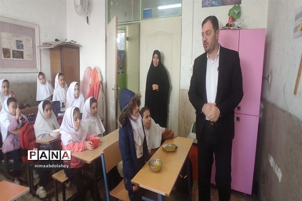 جشنواره غذا، دبستان دخترانه منطقه کهریزک