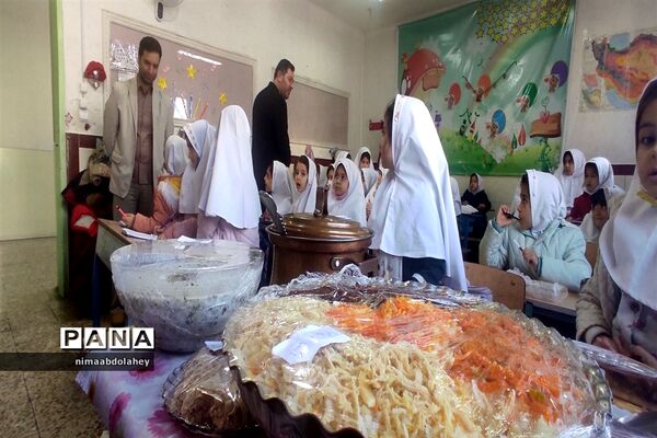 جشنواره غذا، دبستان دخترانه منطقه کهریزک